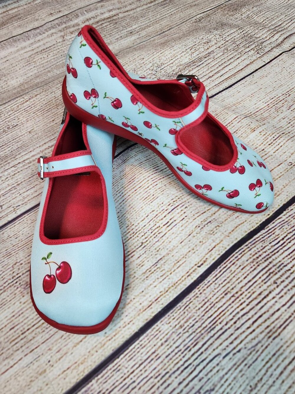 Hot Chocolate Design Shoes Cherries Mary Jane Women’s Size 36 Chocolaticas